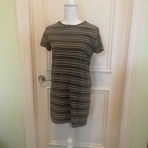 Forever 21 T-Shirt Dress